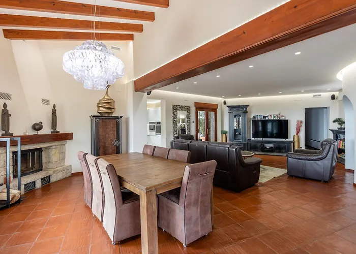 Hotel Maryvilla Inspiracion Y Vacaciones - Jardin De Ifach