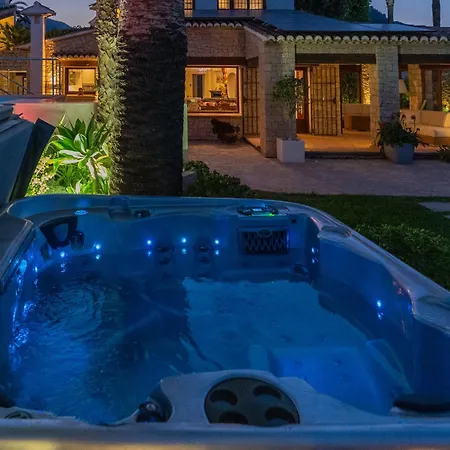 Maryvilla Inspiracion Y Vacaciones - Jardin De Ifach 卡尔佩